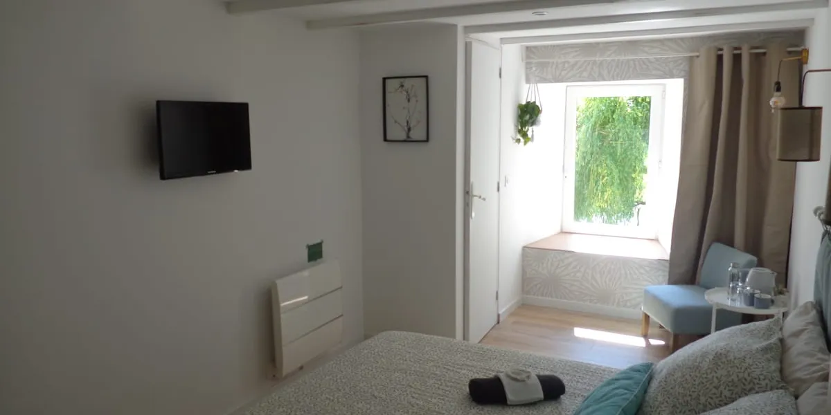 Chambre côté jardin