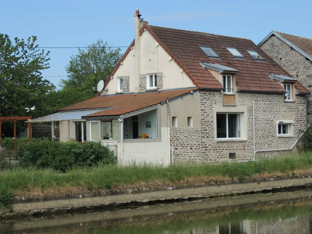 chambres d‘hotes Au Bord du Canal 21320 Vandenesse en Auxois