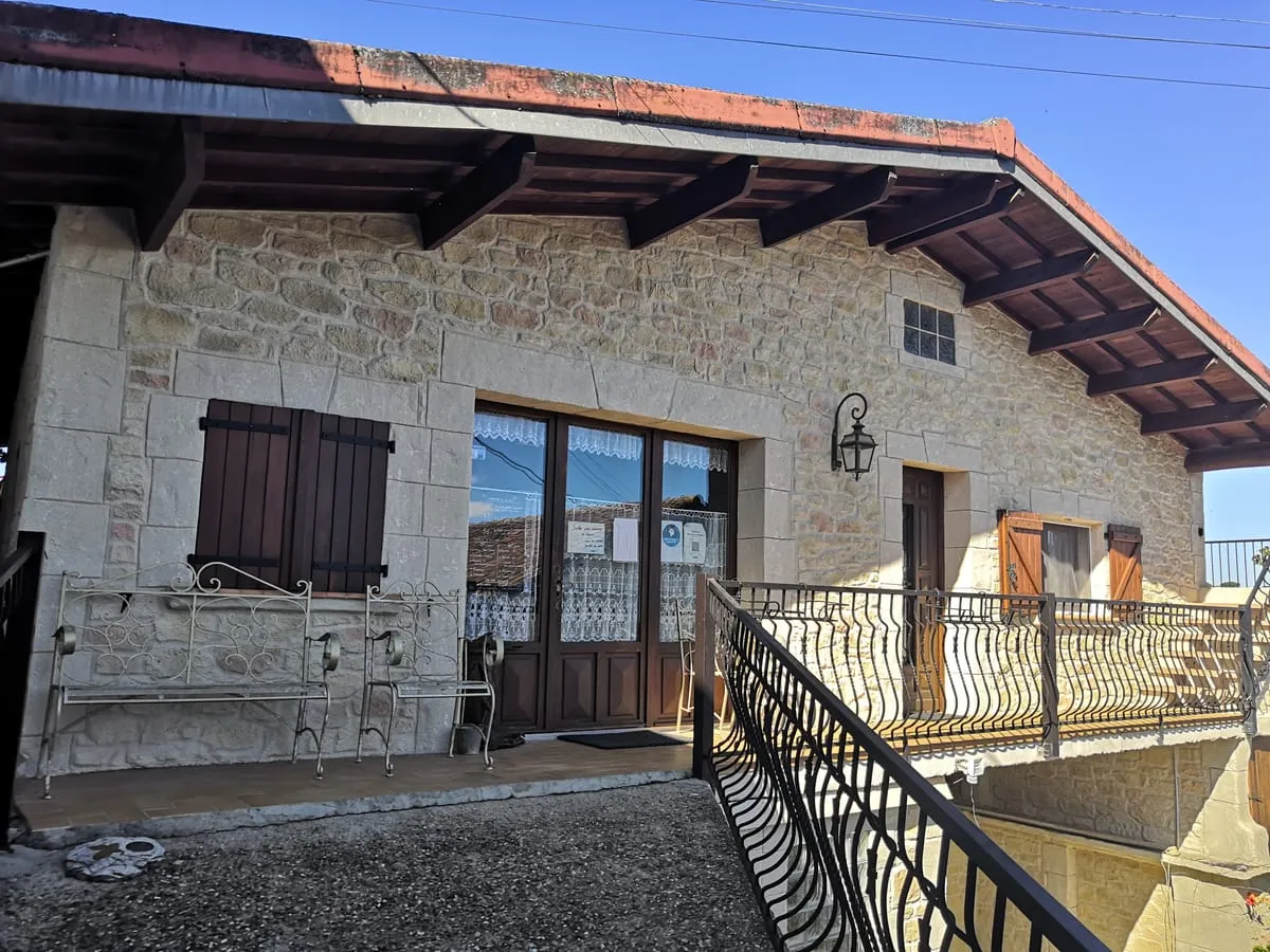 ROLLAND - Chambres d'hôtes Rayssaguel