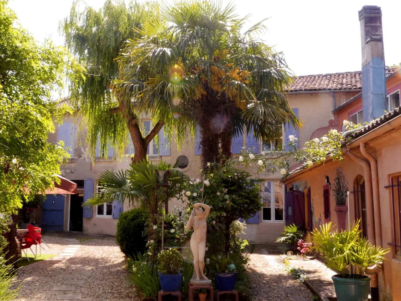 Le Pinceau sur l'Oreille
