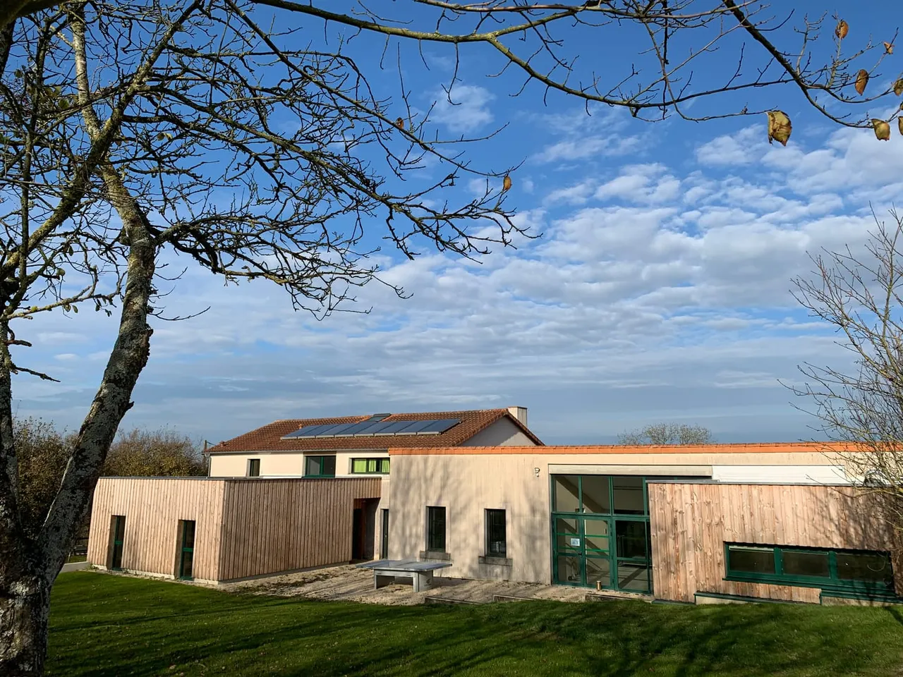 LE HAMEAU DU NAY