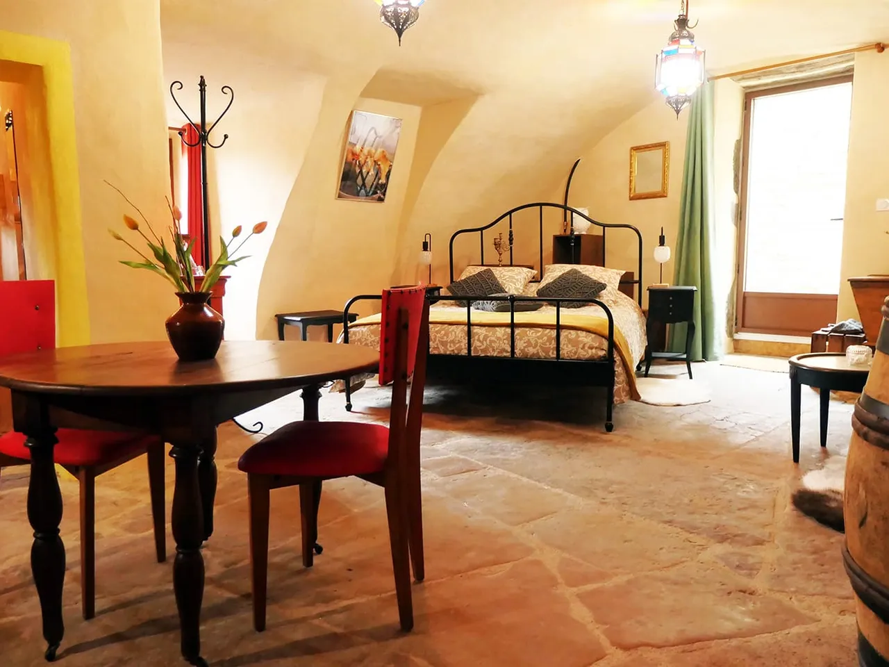 Gîte de Charme La Chadeleufade au pays des Couzes