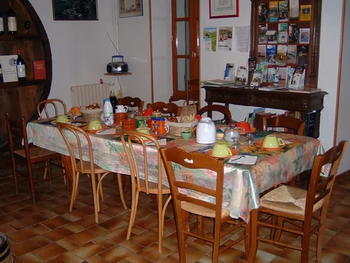 Photo 3